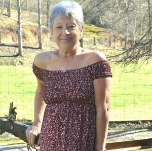 Meet your Posher, Rebecca